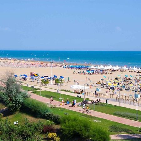 Holiday Home In Bibione 24390 エクステリア 写真