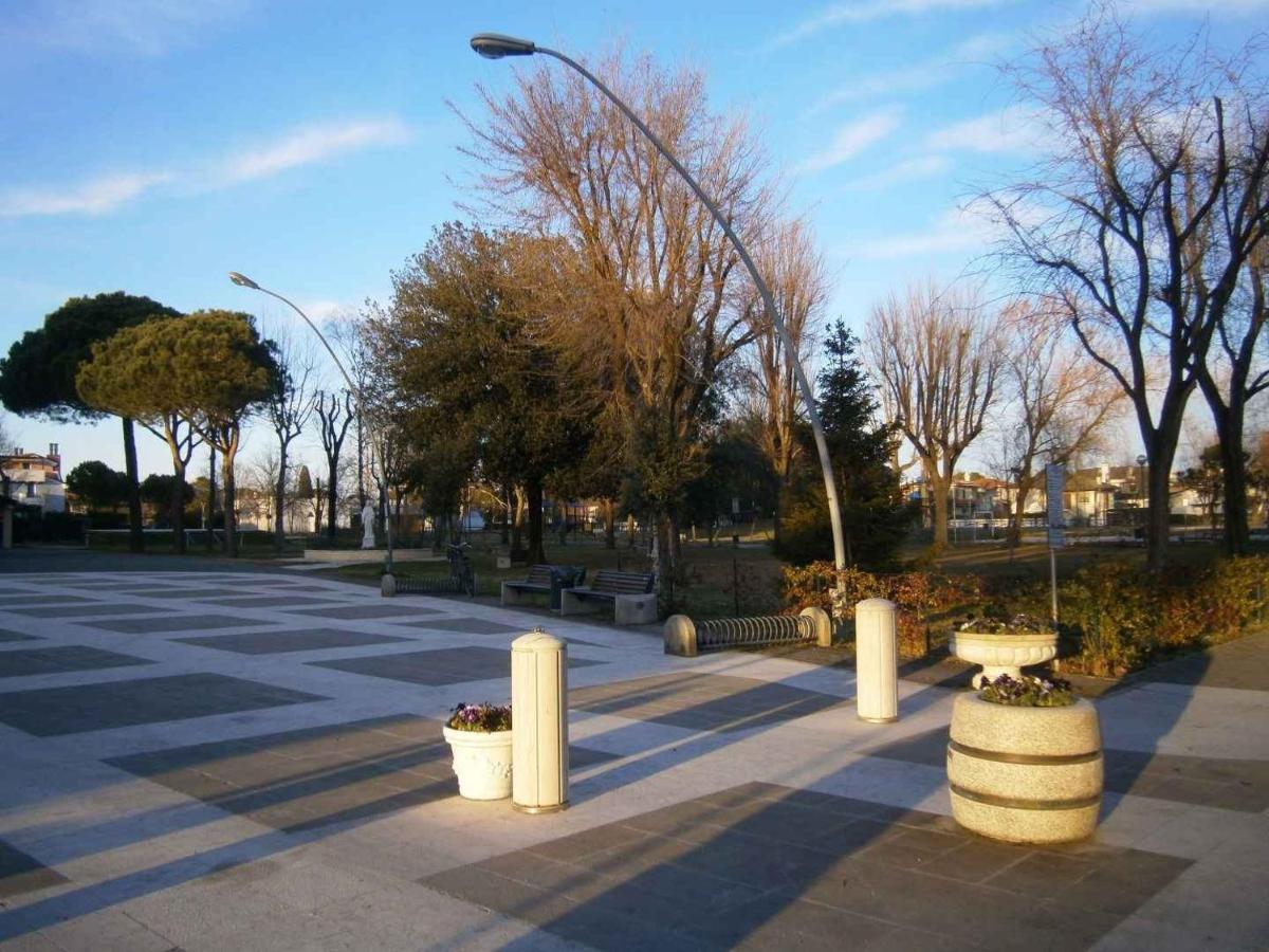 Holiday Home In Bibione 24390 エクステリア 写真